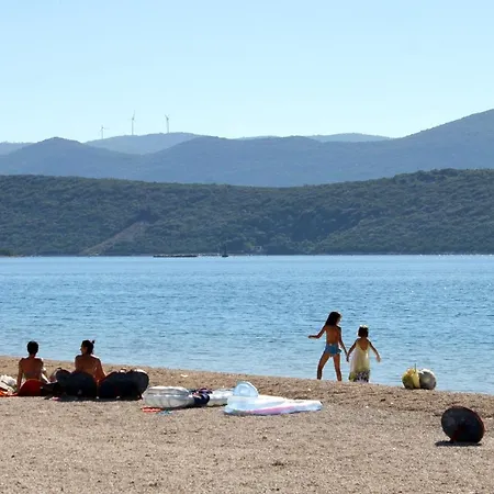 And By The Sea Klek, Neretva Delta - Usce Neretve - 16975 بيت ضيافة