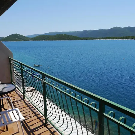 And By The Sea Klek, Neretva Delta - Usce Neretve - 16975 بيت ضيافة 3*
